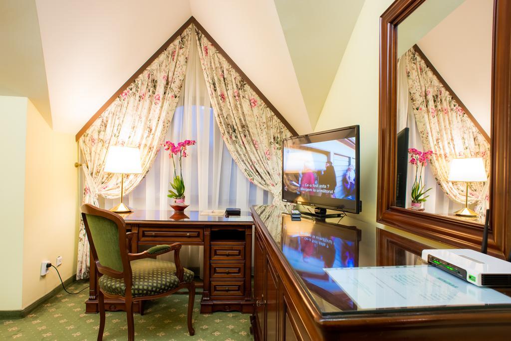 Hotel Maria Botosani Ngoại thất bức ảnh